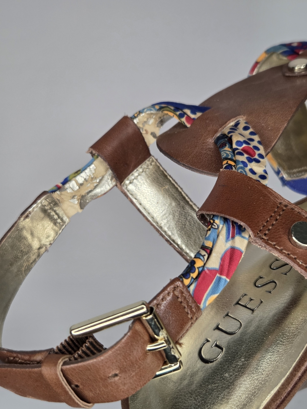 GUESS Kaedi Brown Leather Multi Floral Fabric Platform Sandals Heels - Picture 10 of 12